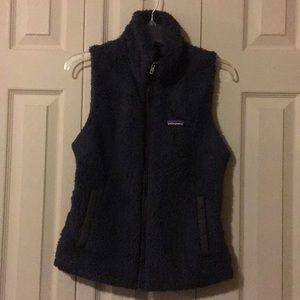 Charcoal gray Patagonia fuzzy vest size medium